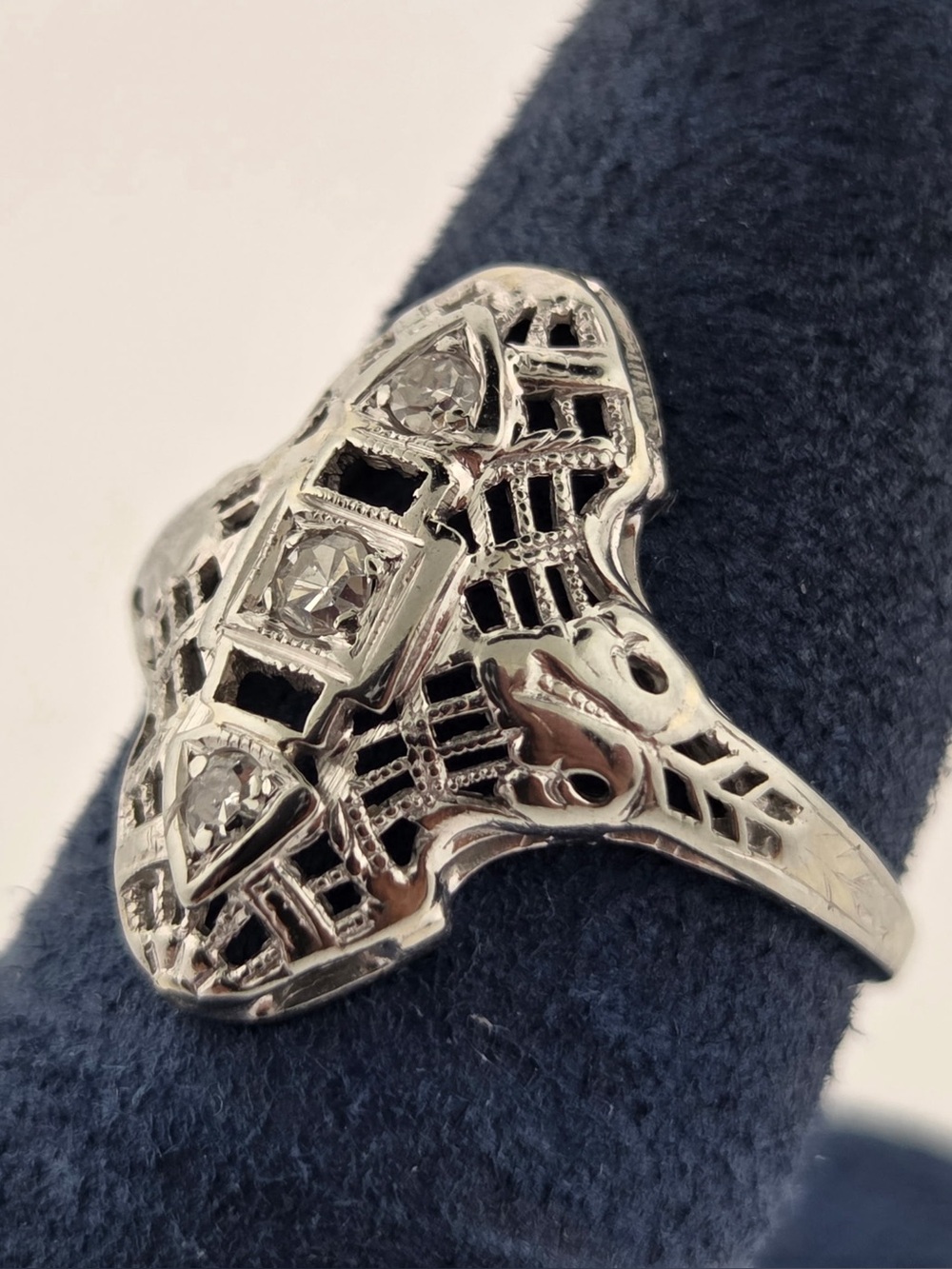 Diamond 14K White Gold Estate Art Deco Vintage Ring | Circa '50s | Size 5.25
